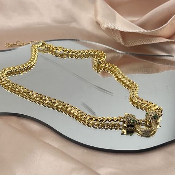 18k gold plated Panther Chain Necklace - Picture 5 of 7